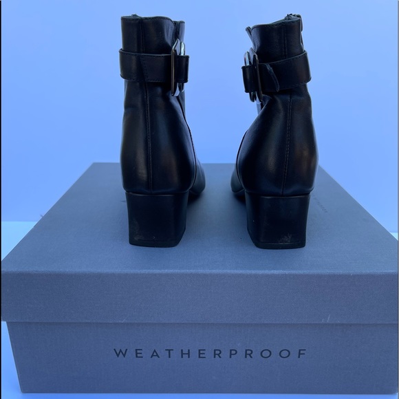 Aquatalia leather weatherproof fashion booties - Picture 3 of 5
